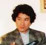 물리학을 전공. 지금 하는 일과는 거리가 좀 먼듯. 그래도 하루하루 불만은 없다. 주변이 나쁘지 않아서인 듯. 정의파들의 모임이라. 사이비가 아니면 모두 환영.