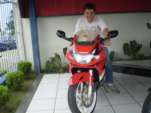 Sou o Julio Ribero,