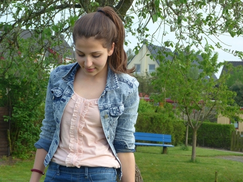 joymller's profile picture. This fascinates me a young, his voice, his look, his behavior everything. HE IS THE BEST
JUSTIN DREW BIEBER, I LOVE YOU 
________
FOLLOW ME SO I FOLLOW BACK!