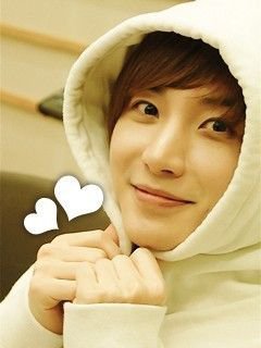 linhsoo_13's profile picture. Naem: Phương Linh - D.O.B: 1/11/1998 - I'm an E.L.F, that's mean Ever Love Forever ♥ - Ma' Big love: Super Junior 13 - Ma' Big Big Love: @special1004 EeTeuk ♥