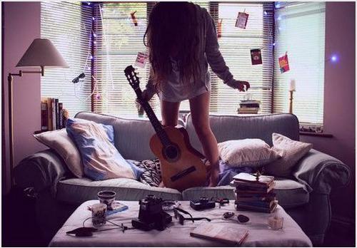 Solo tú sabes que se puede sonreír todos los días, lucha y vive por lo que quieres. Si algo he aprendido es que se puede ser feliz.
