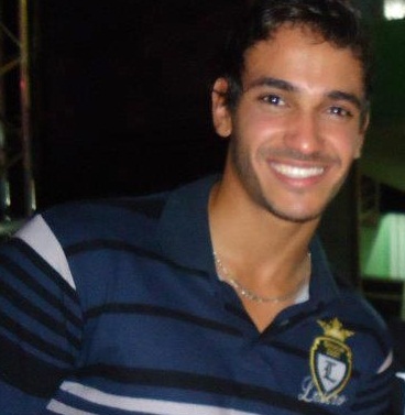 Tenho 21 anos (H), Leonino. Faço Engenharia Civil to no sétimo período. MENGÃO SMP.