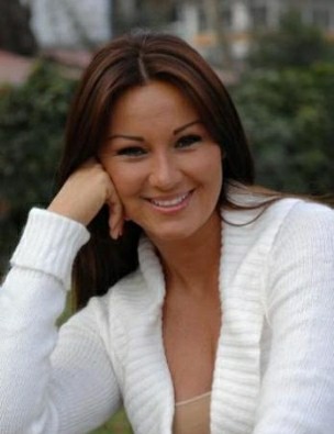 altugpinar's profile picture. Saint Benoît Fransız Lisesi mezunuyum, oyunculuk yapıyorum.