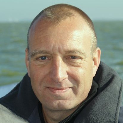 Een fervent zeiler die van passie z'n beroep heeft gemaakt | Schipper Silveren Werelt | Twittertstof: boten & -onderhoud, (kindvriendelijke) havens & stadjes.