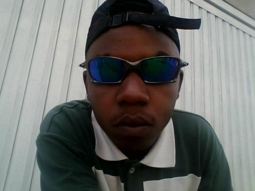 mlk zika q corre atraz do seeus interesses...
zé povinho so lamentoo _|_