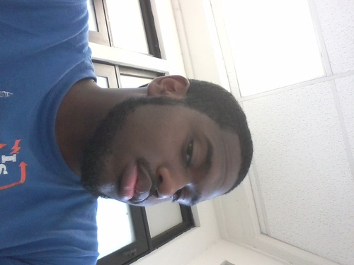 Life_2__short's profile picture. Chills ass nigga 4real..............