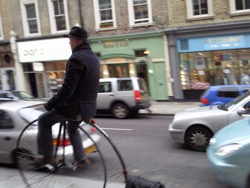 earnshawg's profile picture. 