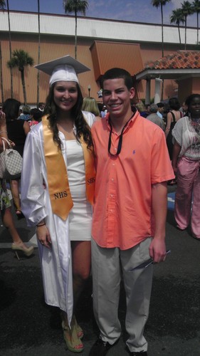 SchultzedYa's profile picture. UF ATΩ, Go Gata