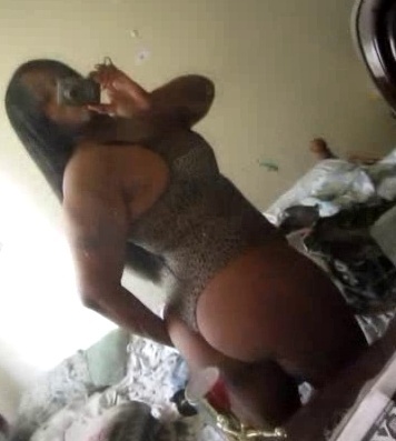 Mz Sexy Karamel Vixxxen