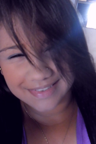 Soou aquelaa q passe por cima de tudo e de todos . Soou tudo oq vooc ver , e um pouco mais ..
Quer maiis Follow - me !! ♥