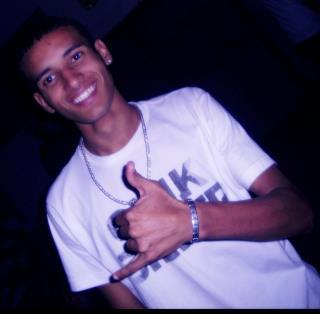 me adc ai  MNS : ivan.sfc1@hotmail.com    http://t.co/zfVDMoBGnc