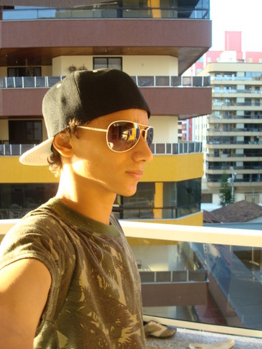 Sou  S~O~M~E~N~T~E  da minha @ThaaynaHack .