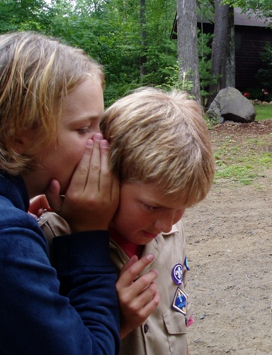 ameliawaime's profile picture. il a les yuex arc en ciel, et une téte un bois.