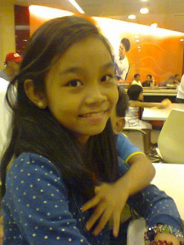 What Is Beauty If Ur Face Is UgLy :))                                                FoLLow Mi .