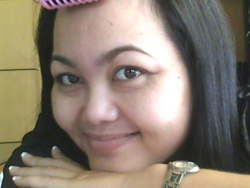 I'm a Javanese both modern & traditional woman ^_^