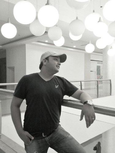 Saurabh1658's profile picture. 