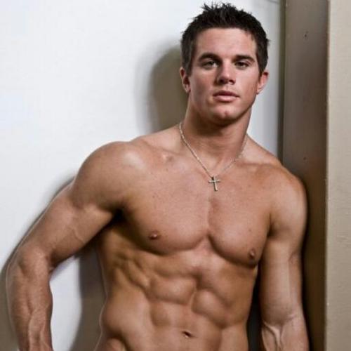 Sexy_Raven69's profile picture. I come and go as I please,you will not see me,but I'll see you,in love with my fiance @minx_kate #InternationalSecretAgent#VampireHybrid#SexyNaughtyFamily