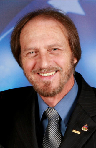 SebastienLacaze's profile picture. Journaliste IT spécialisé en recrutement.