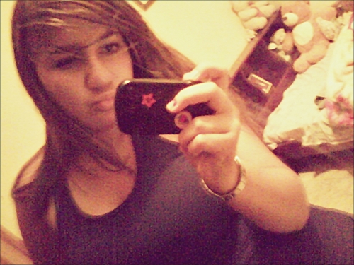 Na Maiiioria das vezes eu nnão preciiiiso de um #VAI_DAR_TUDO_CERTO, & sim de um #EU_VOU_ESTAR_AQUI até quando as coisas derem erradas :] , #M.A da @Minhaa_Kaah