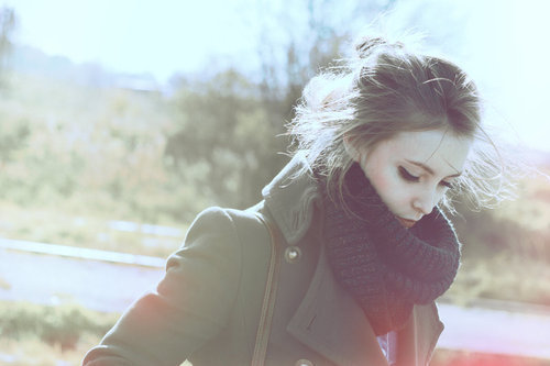 Precisa de frases ? me siga, e clica em retweetar na que voce gostar ♥ ' - --De tudo um pouco *-*
 ღ SincereSmile ∞