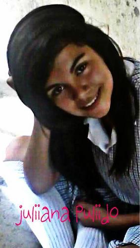 PuliidoJuliiana's profile picture. normaliita