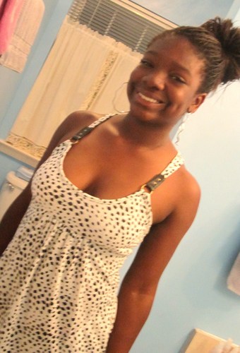 dimplesbabyy14's profile picture. #Teamsingle #Teamshort , follow me and my best @jay_akapookie we will follow back (: