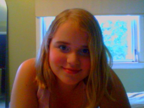 Hey Danios3 I live to love Zayn Malik and Louis Dipippa! I do make up tutorials and fun stuff! Check out my YT channel JayandDaniforlife3