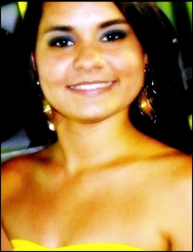 - Roberta Guimarães, 19 anos, namorando, Apaixonada por tudo aquilo que me faz Beem e abençoada por DEUS! ;*