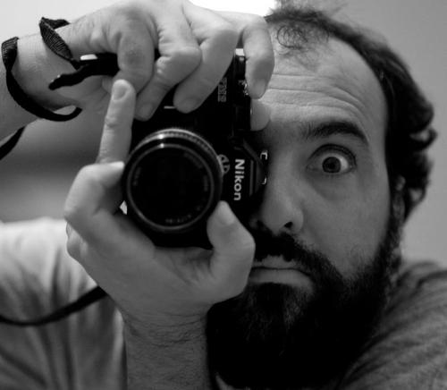 Fotógrafo e Sócio Proprietário da Agência de Fotografia José Medeiros Imagem
http://t.co/fo5jfwXuYK