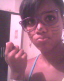 ~* α gαrotiinhα imperfeitα,
αqeelα qeê chorα de dor,
αqeelα qeê ja sofreu poor αmor,
αqeelα qe sαbe se αrrepender ♥