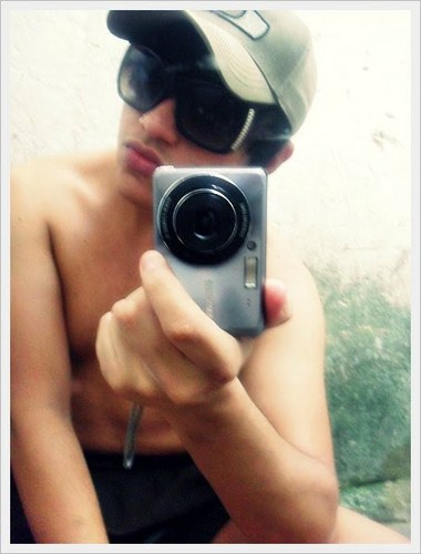 Garoto Normall'Z... Fã de @icarly  /  Fã de @SNSD  / SOSHI e SONE. e tudo relacionado a Girls generation  auhsuahs / Viver la vida'
