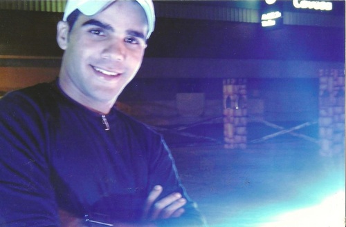 Conferêncista e evangelista intinerante com desempenho ministérial em todo Brasil, cantor e compositor ...
Contato: min.thiagonascimento@hotmail.com