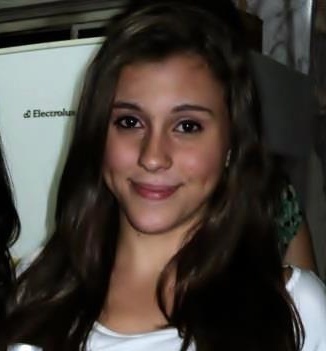 14 anos & virginiana , conselheira, amiga , chata , ciumenta. Atleticana s2, simplesmente apaixonada pela vida :D