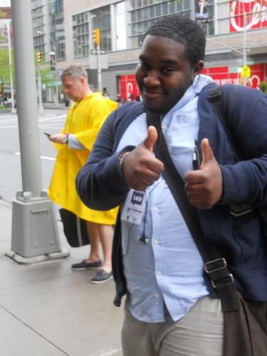 hey buds, im black and im gay. dont like racists. i love tony pulis! 3