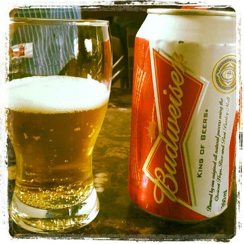 24 horas por dia ...24cervejas numa caixa, coincidência ? 





sigam eu tabem em @AdrienQsr