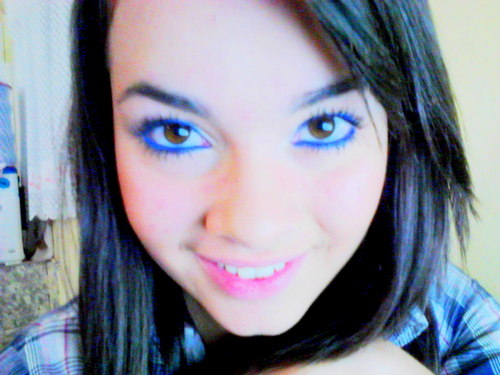 ( @VitoriaEsperanc é minha sis linda!  ) *------------* irmã do @CNyckolas ;D s2

http://t.co/SAAHiNGylz