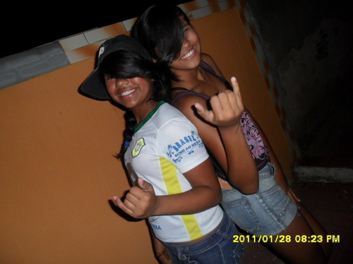 Só Sou Eu Mesmo ee o Resto Bom é Só Resto Mesmoo....Amo Minha Mãe ee Minha Maninha...Amigas Também...s2s2s2


ricipalmente Lua Blanco