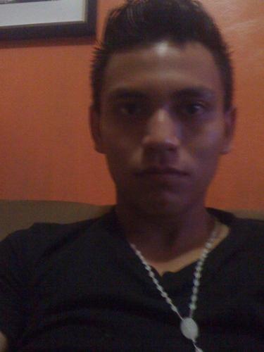 ❤(◕‿◕)❤ pienso en ti!!!''♥
╔═══╗ ♪ ♫
║███║ ♫ ♫ ♪
║ (••) ║ 
╚═══╝