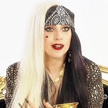 14 anos,Flamenguista de paixão,e com um amor sem medida pela Lady Gaga,algo que nada pode explicar *-*