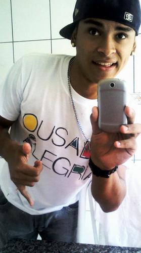 ' Tudo qi eu tenhô devô a ele Deus ♥ , ousadia&alegriaa# HAHA'