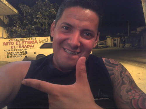 didiocg's profile picture. Viva o inesperado.O imprevísivel. O impossível. O desconhecido. O improvável. Afinal, qual a graça de ter uma vida planejada?