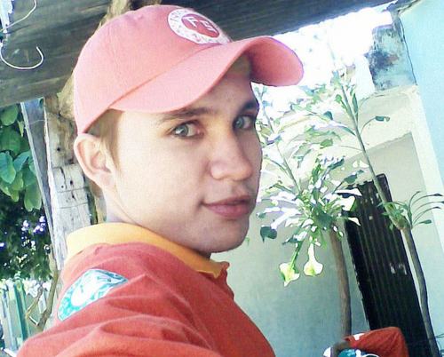alegre, y siempre con miras de ayudar a los demas