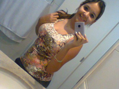 15 anos, corithiana, namorando com o lindo do #Caio s2s2'
