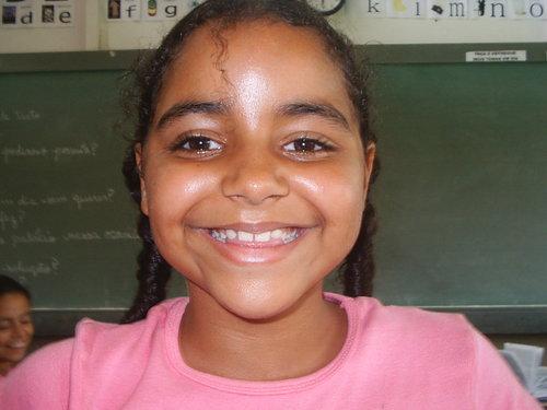 minha profeçora é a mara, ela é uma bruxa feia, horrorosa e chata