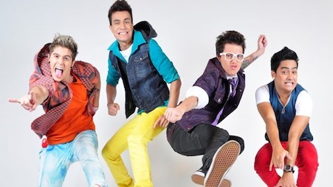 Foco.Força e Fé. Twitter dedicado a Banda @rockrestart.Mais uma fã com um enorme amor por essa banda ^^
Dona:@_UMAP3RF31T1NHA