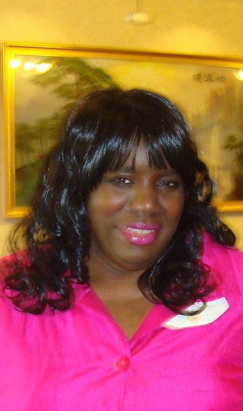 Retired legal secretary & p/t private investigator, volunteer community-based outreach minister, Aunt of 12, Great Aunt of 17, 3 younger sibs