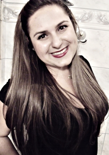 Não deixarei de Ti louvar, não deixarei de Ti buscar és a razão da minha vida, vivo pra Te adorar.