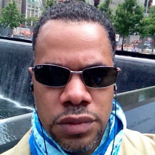 rhollowayII's profile picture. Bruh is on his second twitter acct, noob and messsed up the first.  Anyway, embracing the social media influence and power twitter...