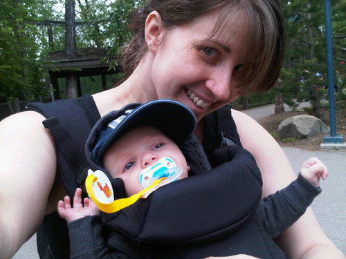 ChelleML's profile picture. I love the beach and flowers, sun and the smell of babies. Life is about trying new things and anything is possible if you believe in it.