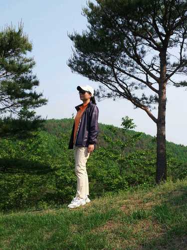 지금 여기 깨어서 감사하며 살아가기 하나님기뻐하는삶 독서를 통해서 성장하며 사랑하며 사는 것을 꿈꾸며 내면의 조화와 행복...분당 우리교회를 섬기며..